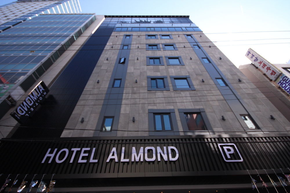 Almond Hotel Busan Station Экстерьер фото